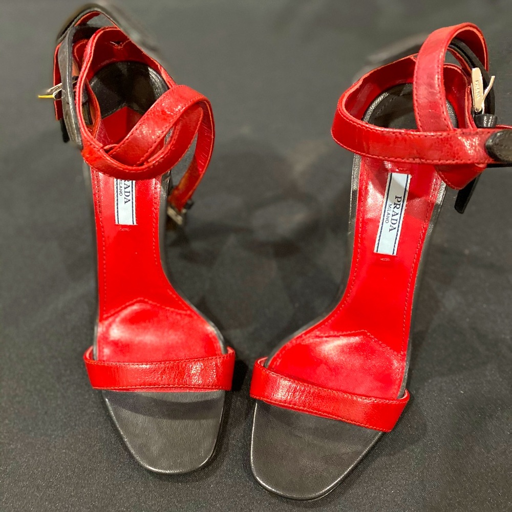 Prada red and black heeled sandals size 40